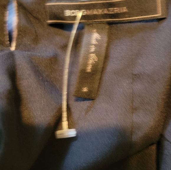 BCBGMAXAZRIA dana open back halter top - Picture 3 of 13